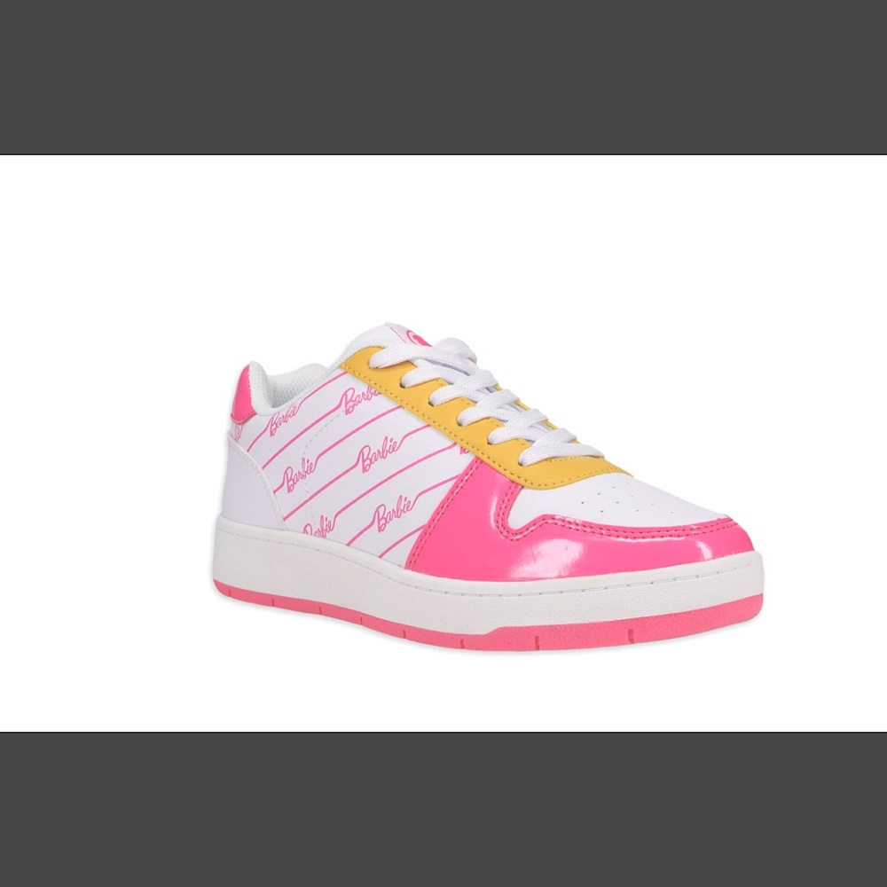 Barbie shoes